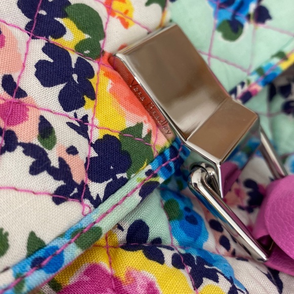 Vera Bradley Colorful Wildflower Paisley Carson Fold-Over Crossbody Bag - Picture 8 of 13